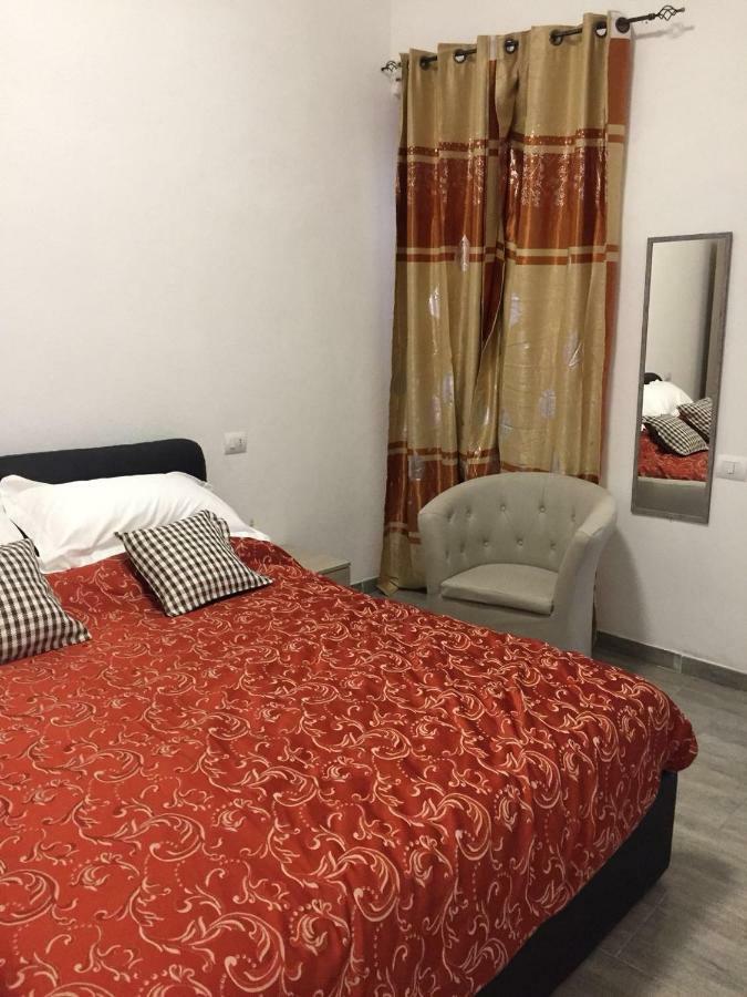מלון קליארי Boutique Oriente Express מראה חיצוני תמונה